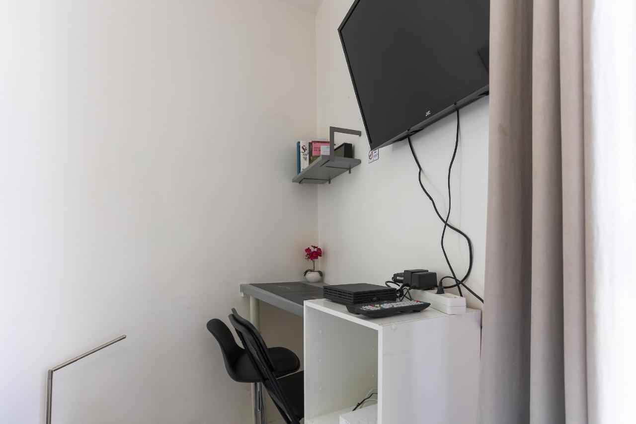 Raspail Cozy Flat Paris Bagian luar foto