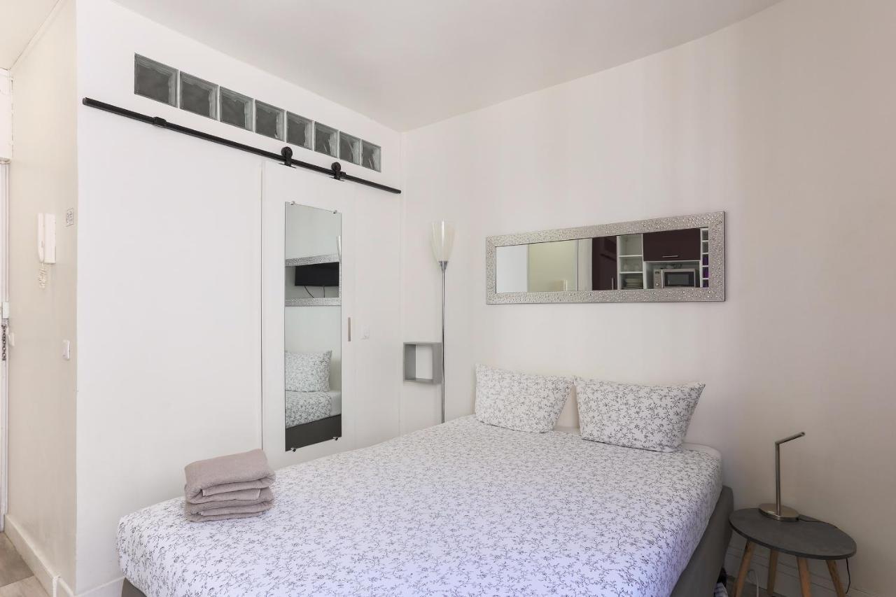 Raspail Cozy Flat Paris Bagian luar foto